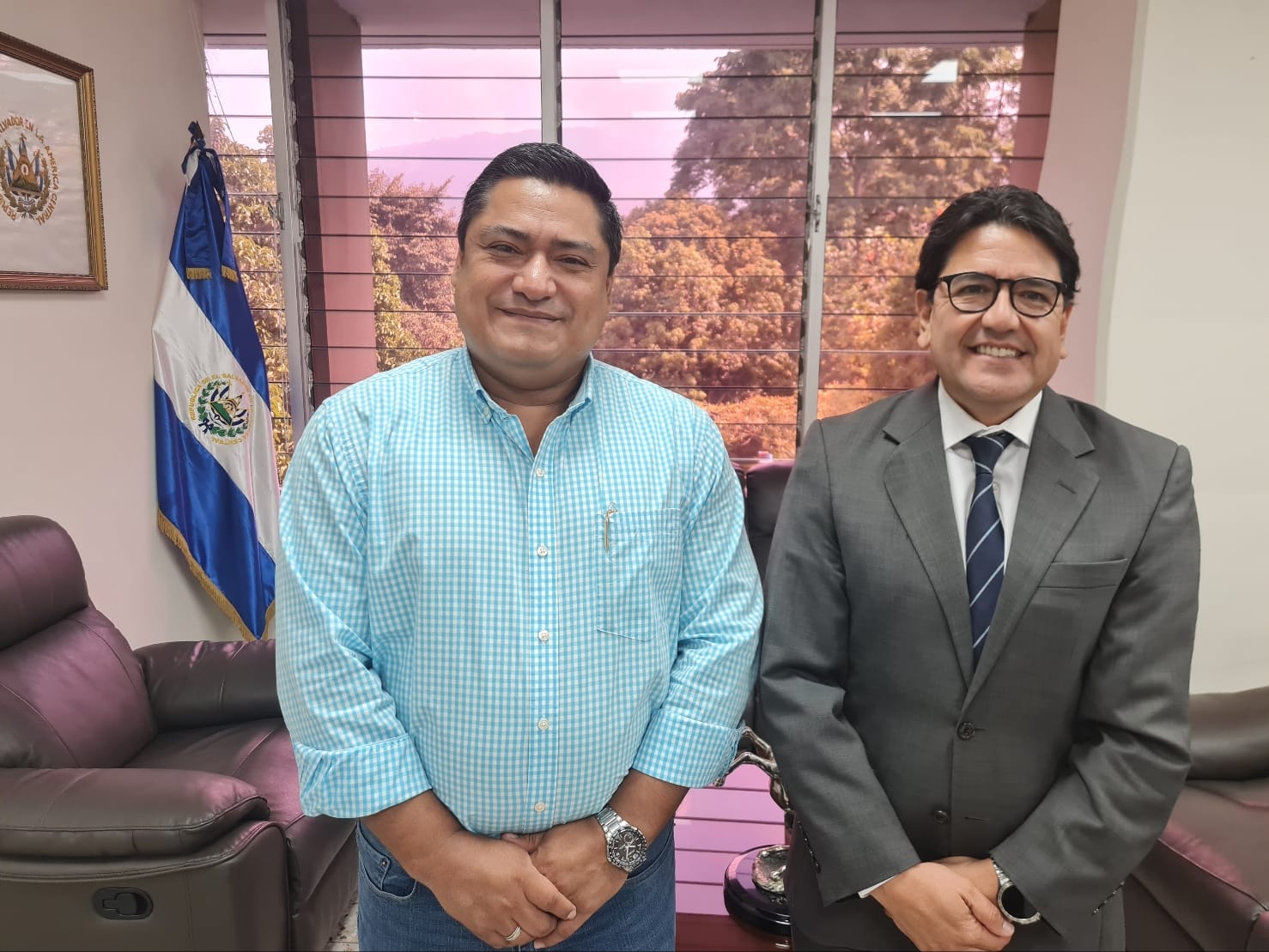 2 Mayo/22- Visita de cortesia con Ministro de Agricultura y Ganaderia, Lic. Enrique Parada
