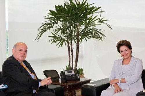 Secretario General de la OEA se reunió con la Presidenta de Brasil