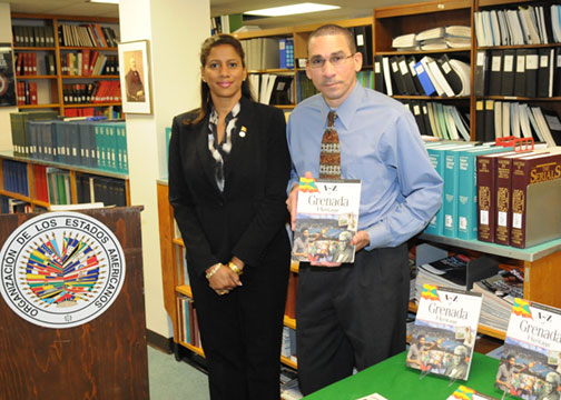 Misión de Grenada ante la OEA  presenta libro sobre historia y geografia del país caribeño
