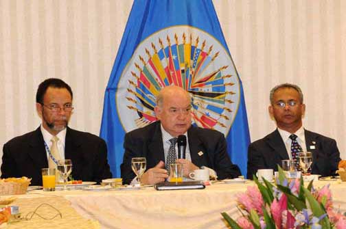 OAS Secretary General Meets with CARICOM Member Countries