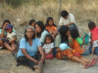 Members of the Xákmok Kásek community during the meeting with the IACHR on September 3, 2007.