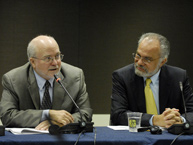 En la reunion de expertos, Douglas Cassel y Comisionado Jose de Jesus Orozco