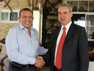 Encuentro entre el Relator Escobar Gil y el Presidente de la Republica de Honduras, Porfirio Lobo