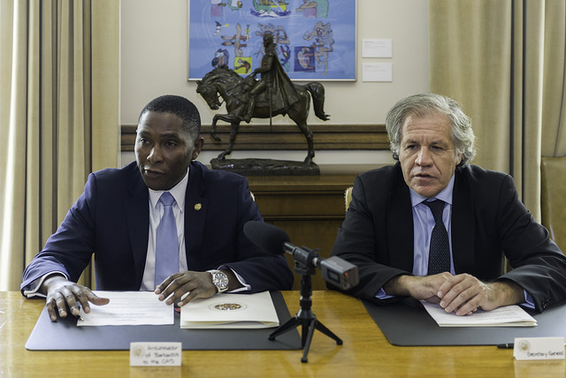 Ambassador Mr. Selwin Hart,  Permanent Representative of Barbados to the OAS, and  OAS Secretary General, H.E. Luis Almagro, sign an agreement to host the Ministerial meeting of Labor in Barbados, December 2017.(October 20, 2017)