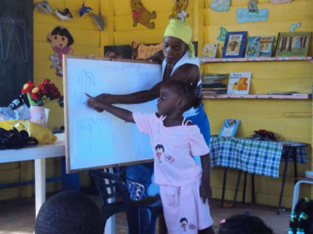 Early Childhood Education in the Interior of Suriname(September 8, 2011)