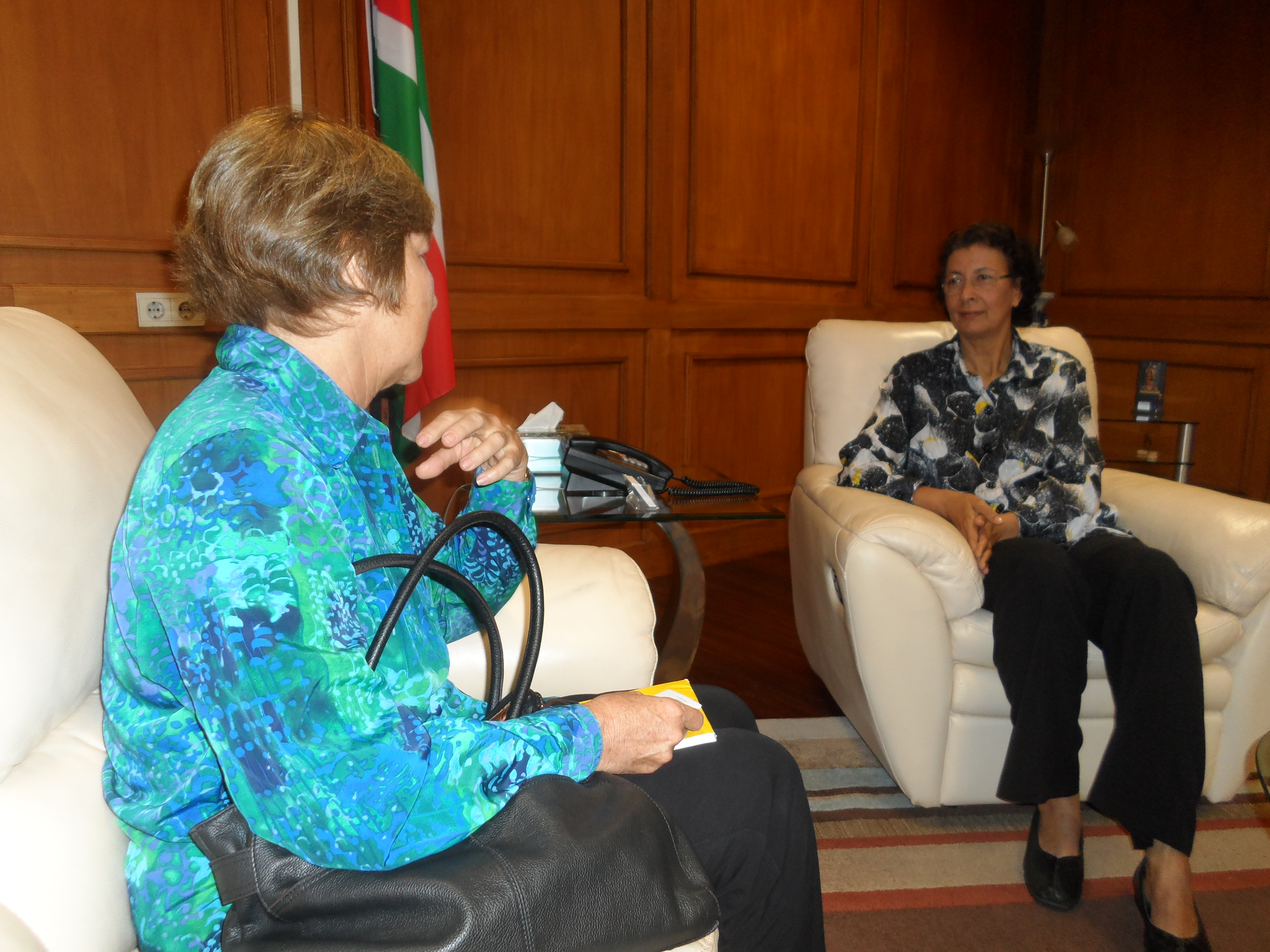 Dr. Nancy Robinson Meets the Speaker of the House H.E. J. Geerlings-Simons(March 4, 2015)